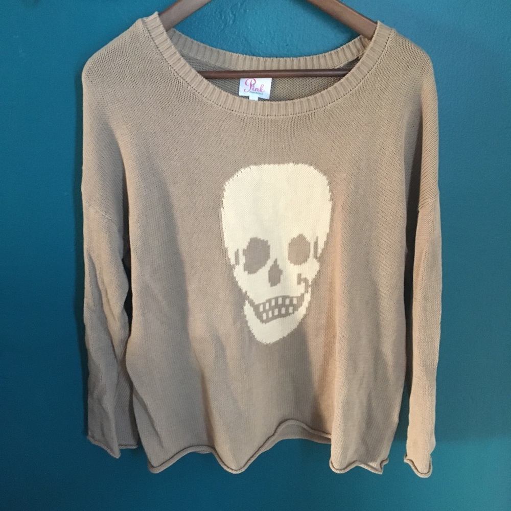 NWOT Tan & Cream Skull Sweater